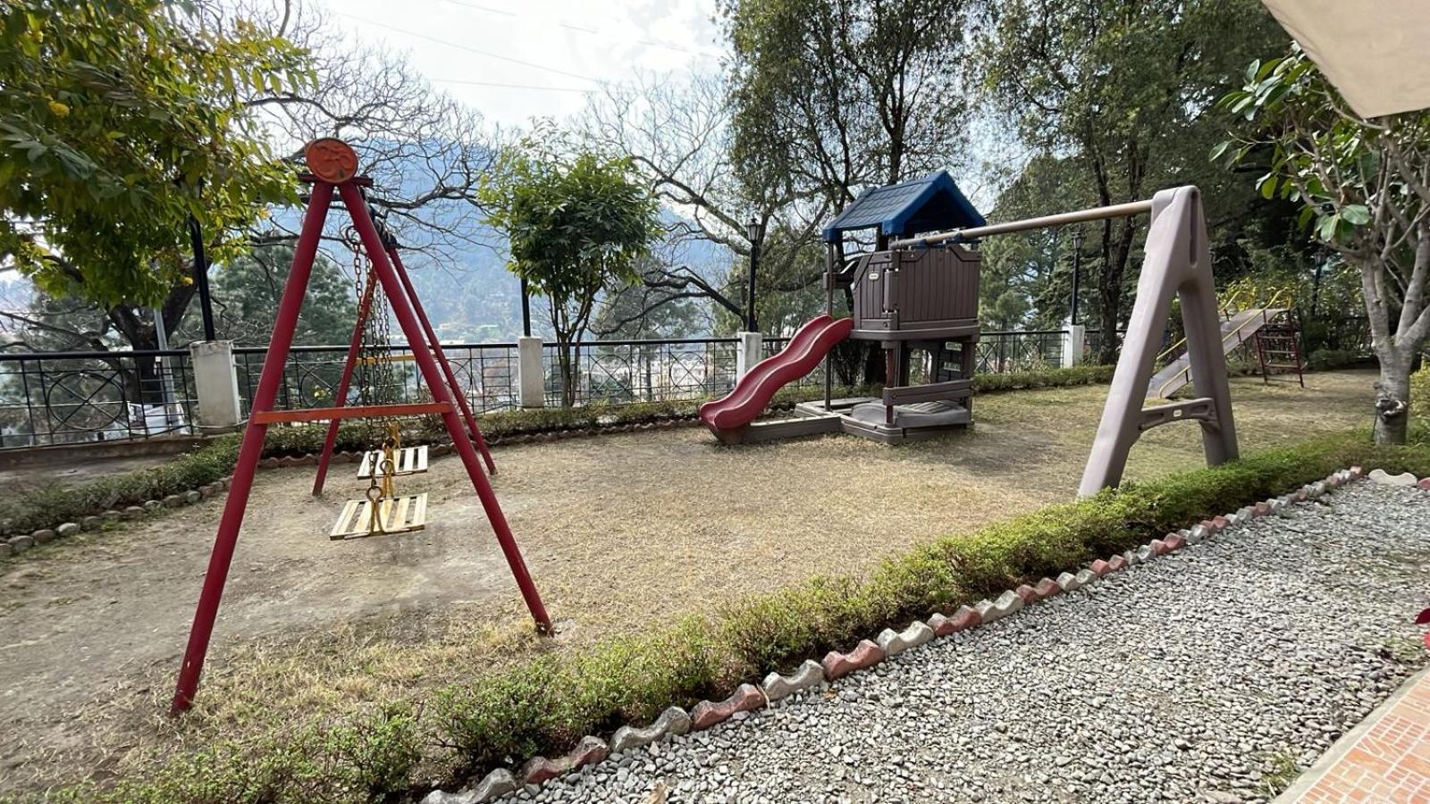 8Fold-Pinecrest By Larisa, Bhimtal Bhīm Tāl Exterior foto