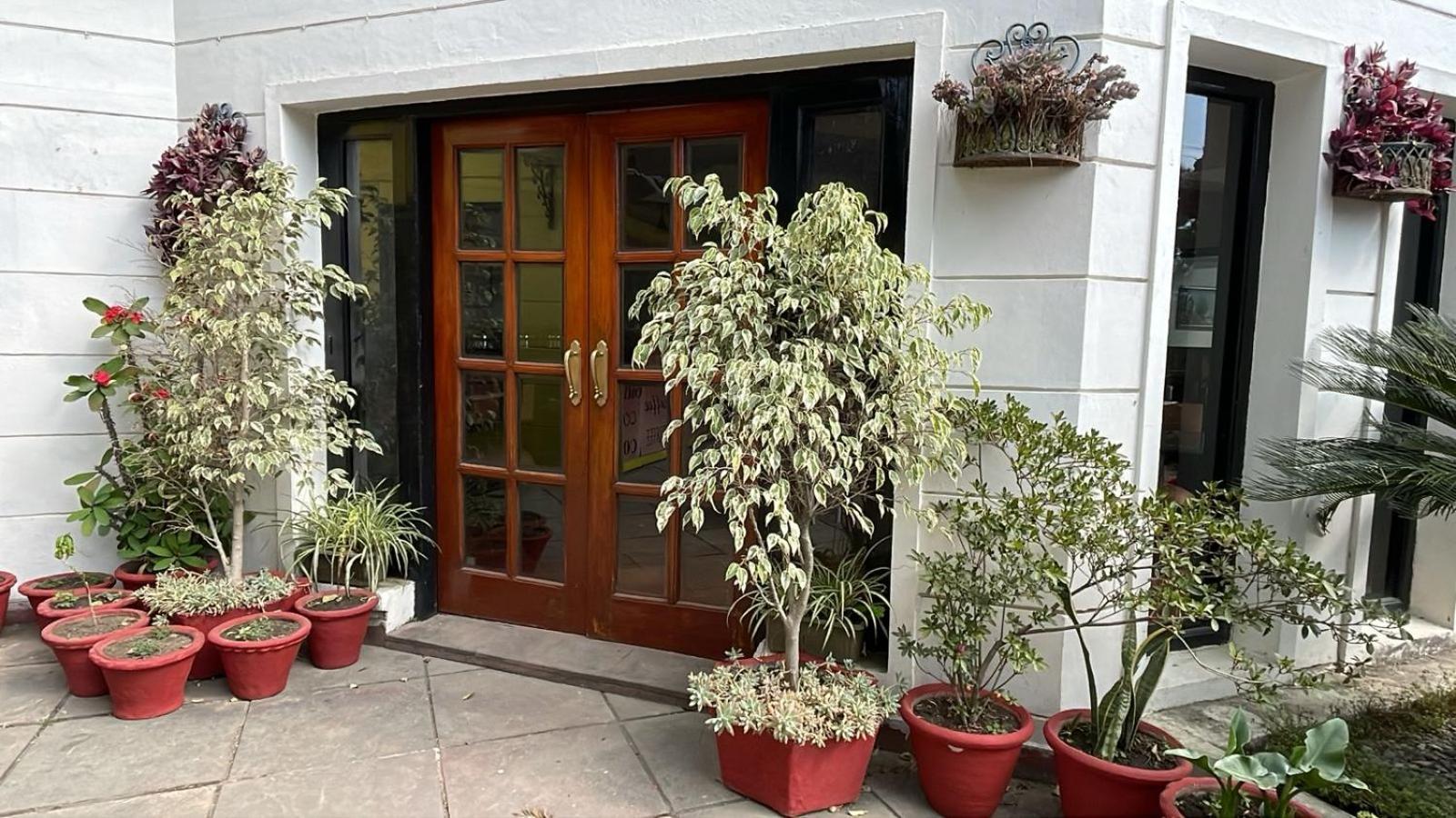 8Fold-Pinecrest By Larisa, Bhimtal Bhīm Tāl Exterior foto